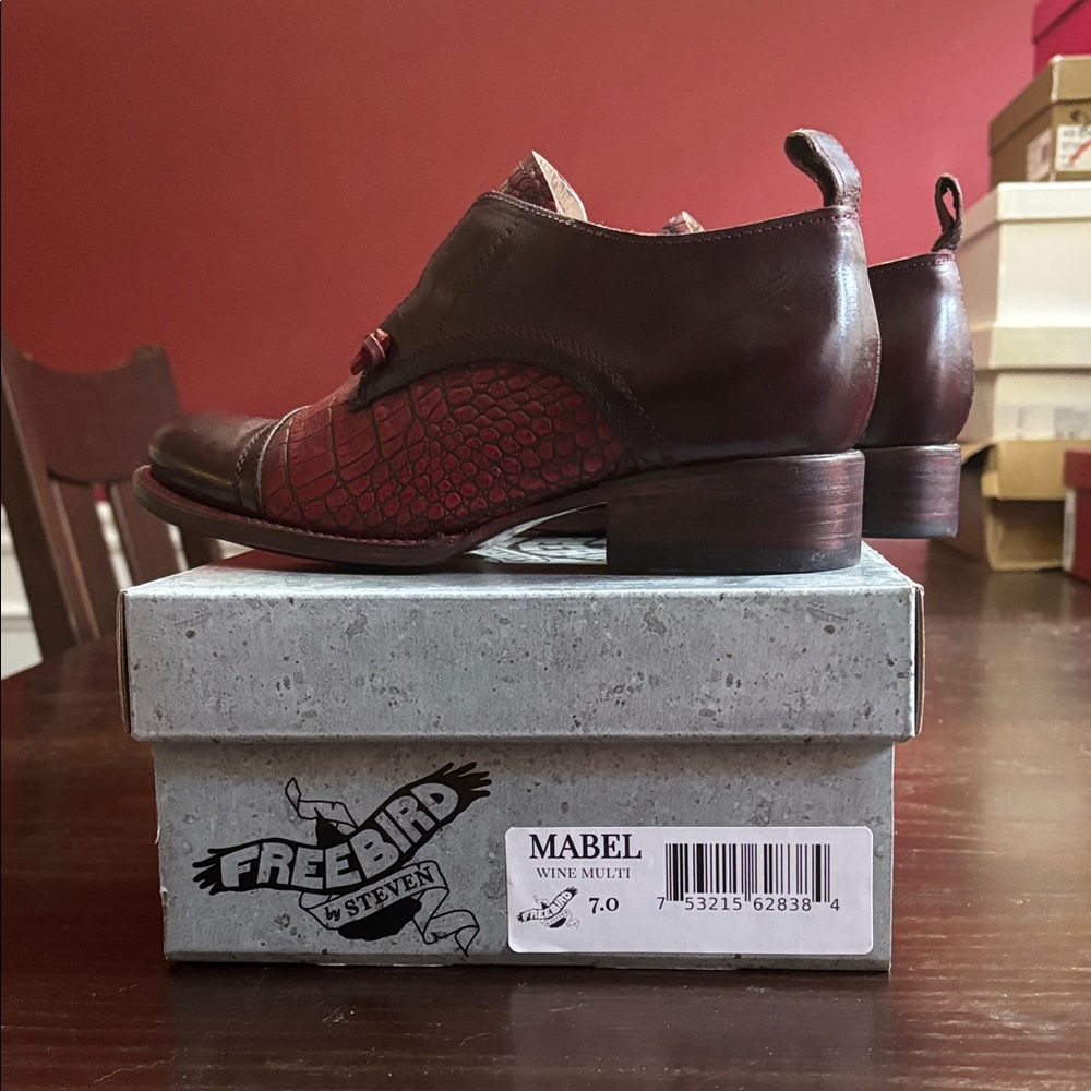 Freebird by Steven Mabel Burgundy Croc Oxfords